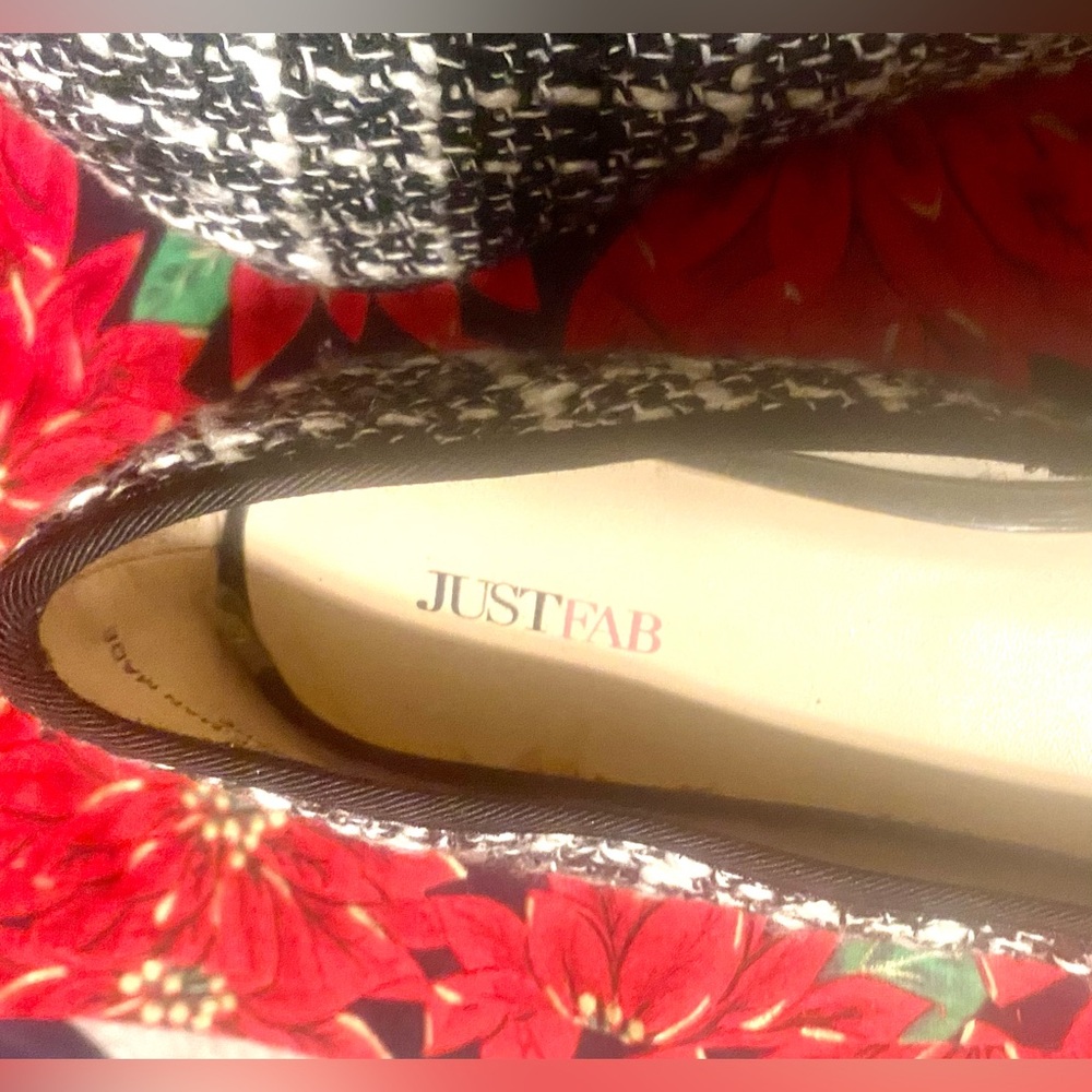JustFab Black & White Women's Flats, Size 9